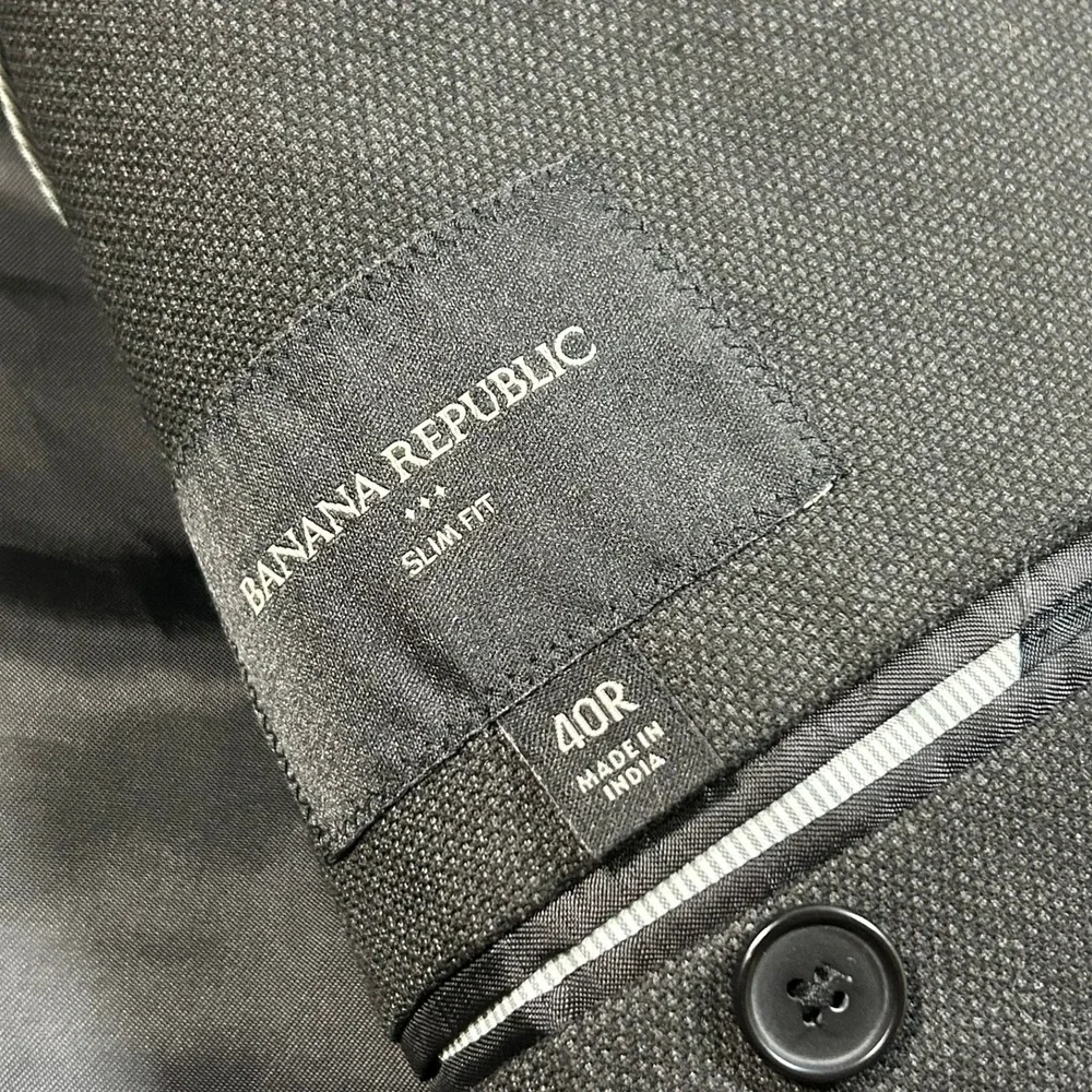 Banana Republic Blazer 40R Charcoal Grey Slim Fit Nailhead Two Button Sport Coat